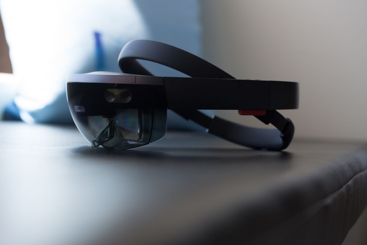 HoloLens 2 покажут в феврале
