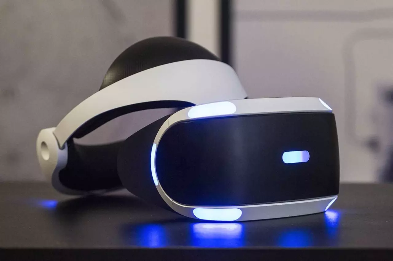 Лучшие VR гарнитуры 2022 года - Sony PlayStation VR