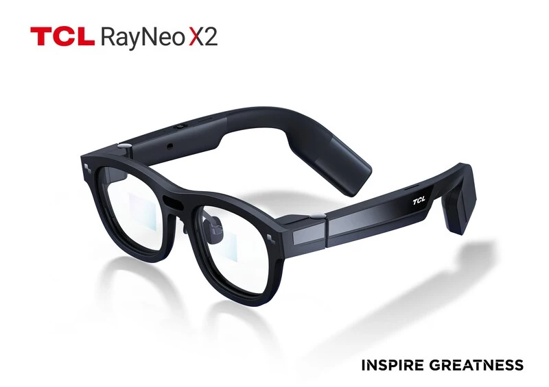 Очки RayNeo X2 отображают информацию с помощью полноцветного дисплея.