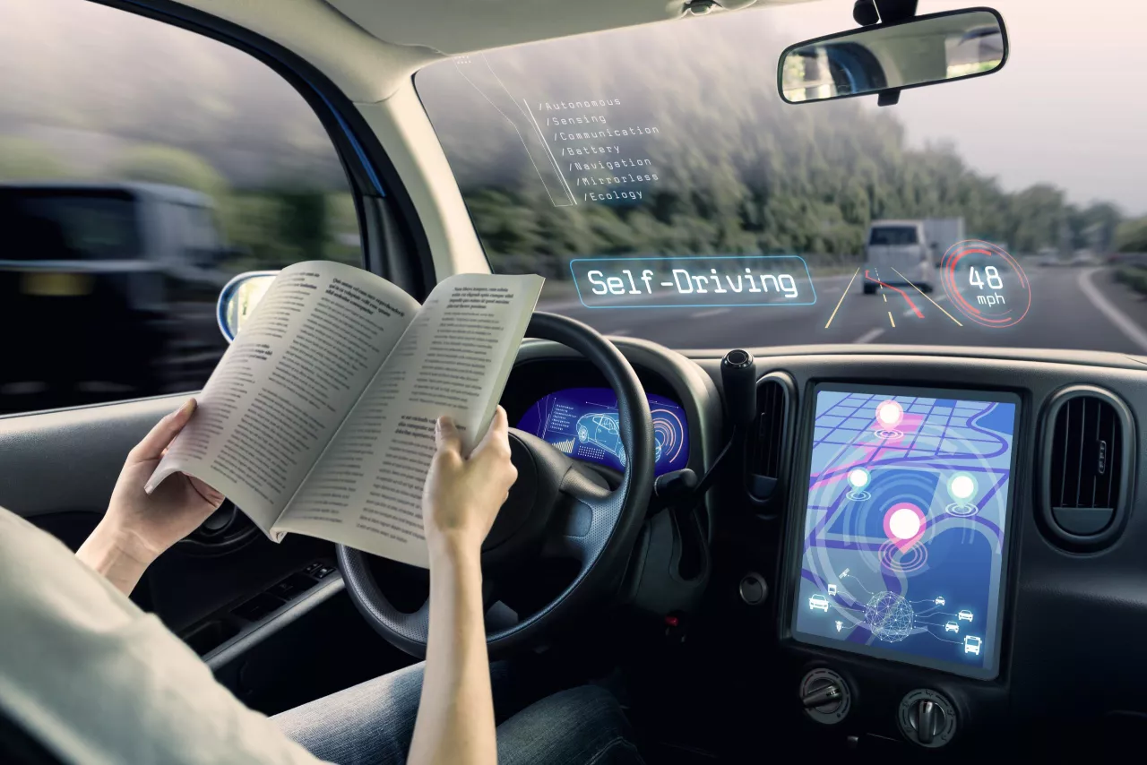 Ученые работают над способом проверки безопасности систем беспилотного вождения, помещая автомобили в виртуальную реальность.