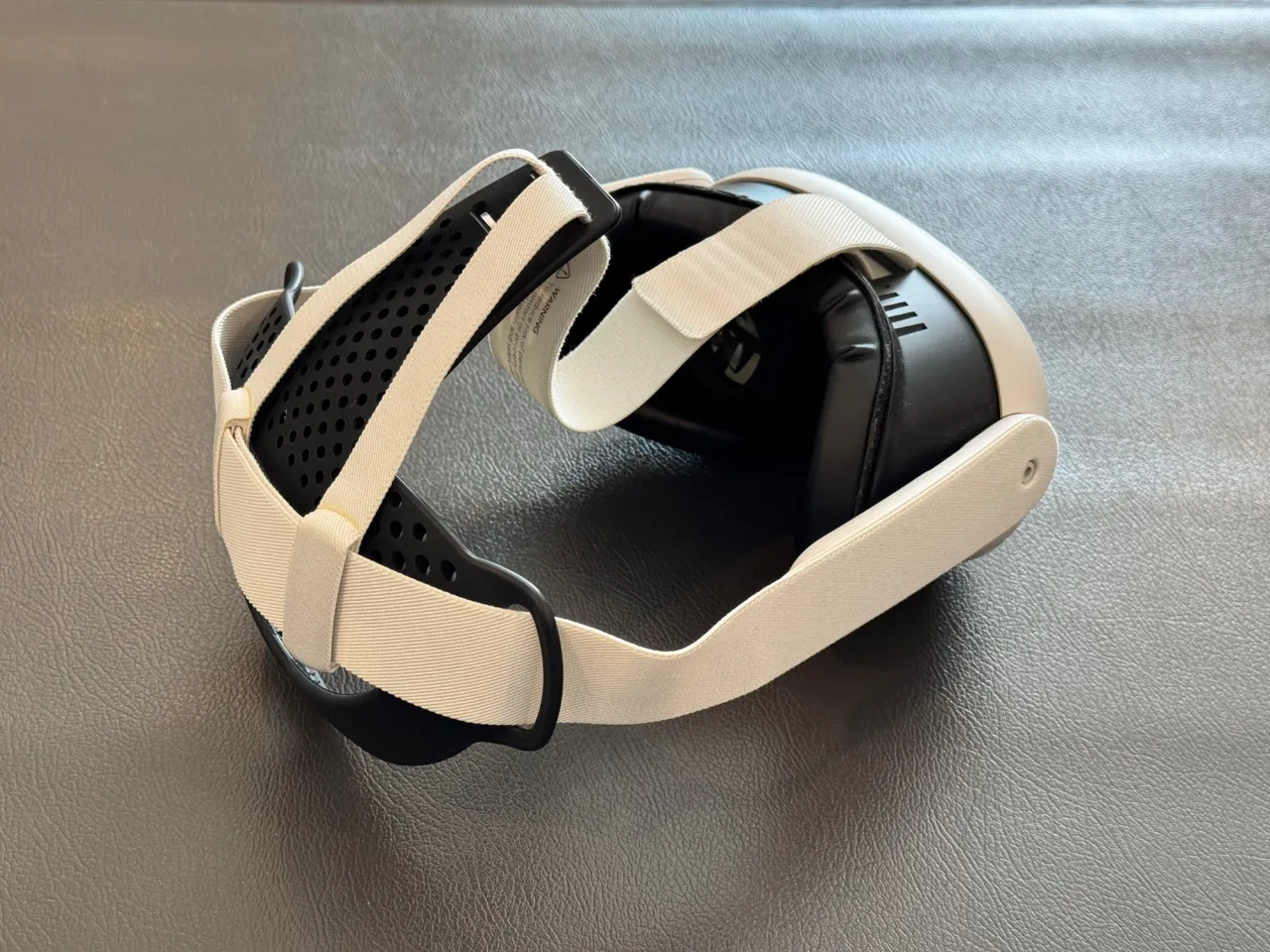 Стандартное крепление с накладкой. Фото: Крейг Сторм