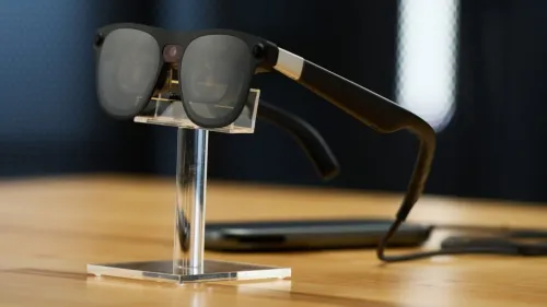 Первые впечатления: AR‑очки XREAL Aura с Android XR и полем зрения 70°, релиз в 2026 году